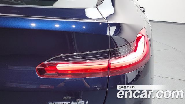 BMW X4 xDrive20i M Sports X Onlile Exclusive Edition