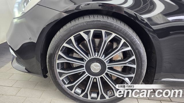 Mercedes-Benz S-Class S560L 4MATIC