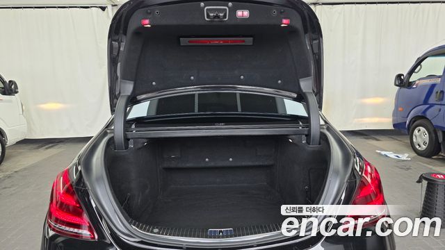 Mercedes-Benz S-Class S560L 4MATIC