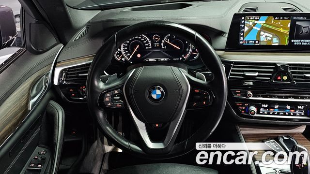 BMW 5-Series 520d M Sport Package Plus