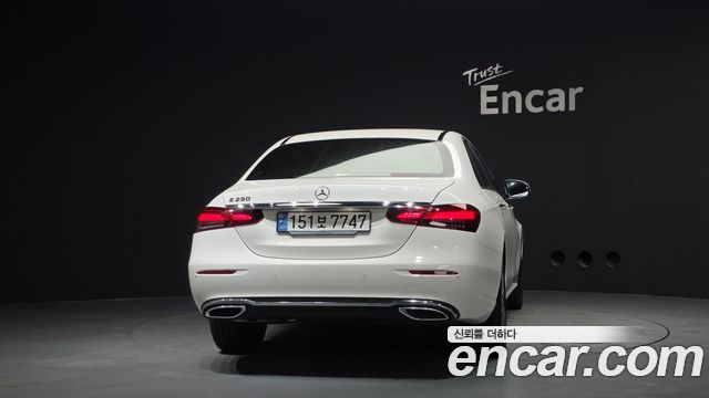 Mercedes-Benz E-Class E250 Avantgarde