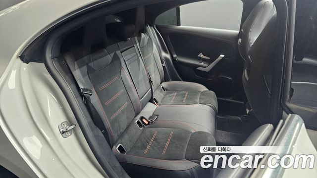 Mercedes-Benz CLA-Class CLA250 4MATIC