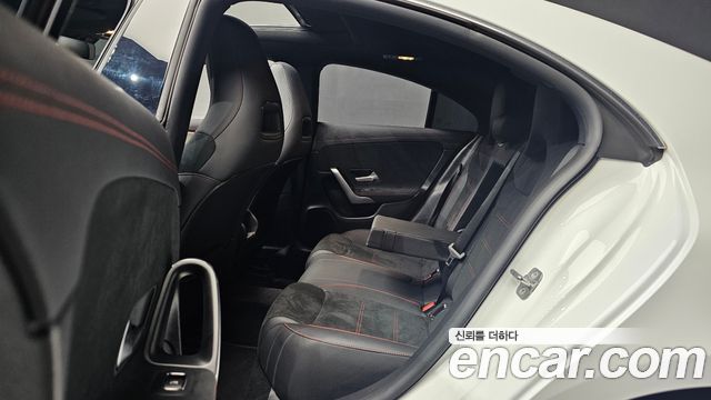 Mercedes-Benz CLA-Class CLA250 4MATIC