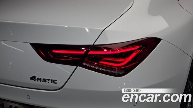 Mercedes-Benz CLA-Class CLA250 4MATIC