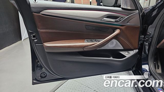BMW 5-Series M550d xDrive