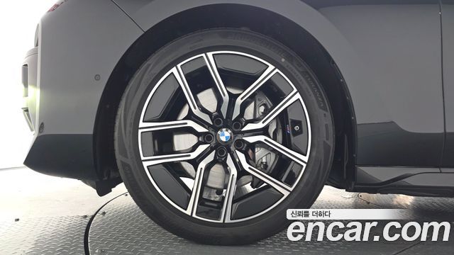 BMW 7-Series 740i xDrive M Sport Limited
