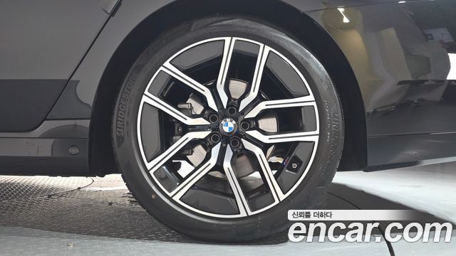 BMW 7-Series 740i xDrive M Sport Limited