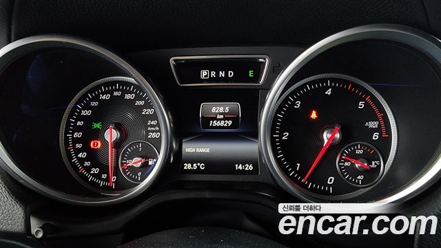 Mercedes-Benz G-Class G350 d Sport Package