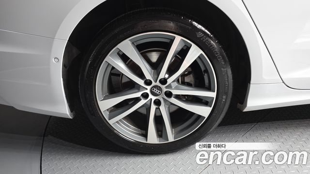 Audi A6 45 TFSI Premium