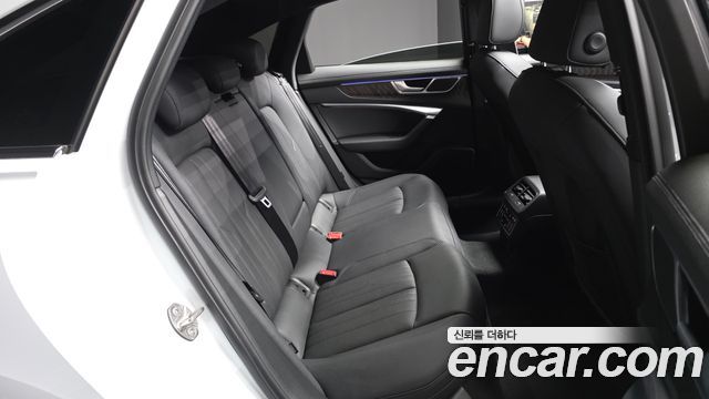 Audi A6 45 TFSI Premium