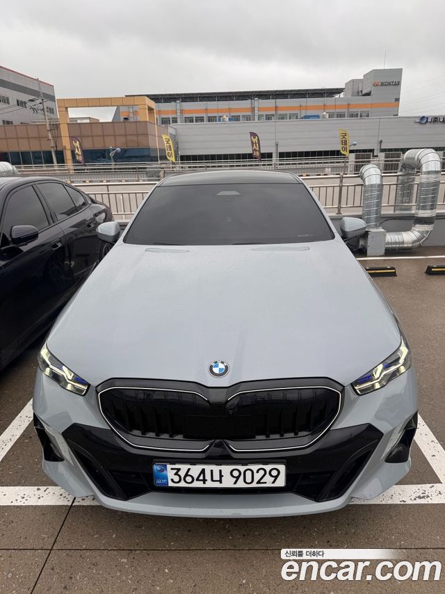 BMW 5-Series 520i M Sport