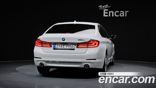 BMW 5-Series 520d Luxury Plus