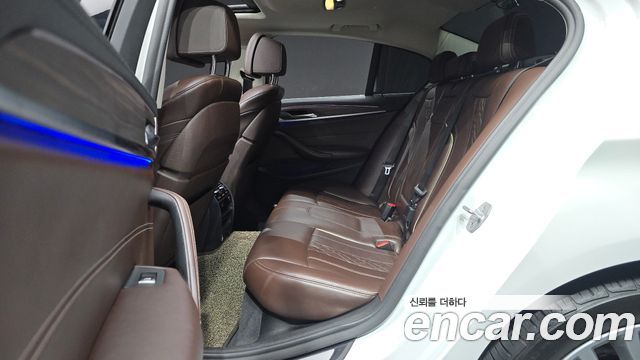 BMW 5-Series 520d Luxury Plus