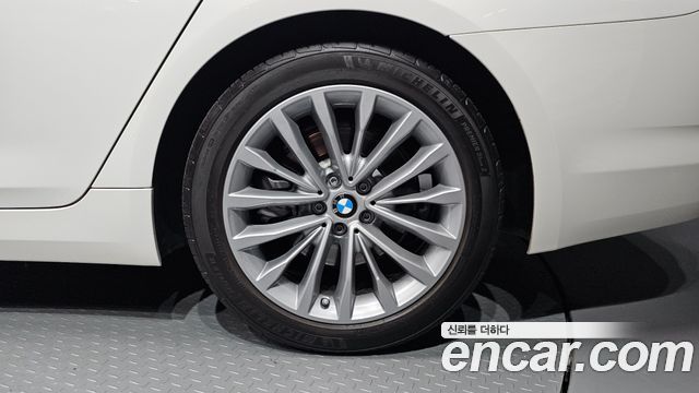BMW 5-Series 520d Luxury Plus