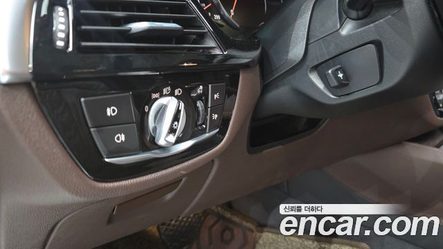 BMW 5-Series 520d Luxury Plus