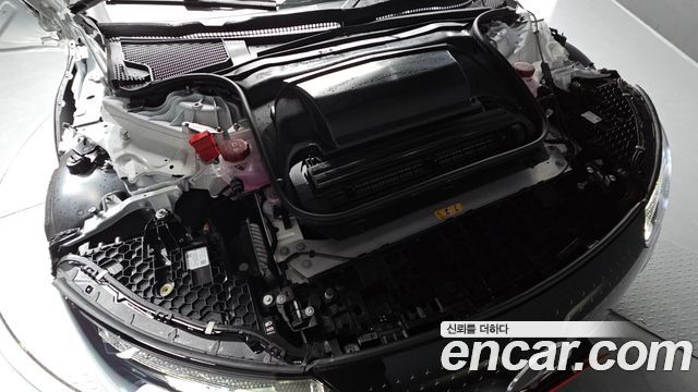 Mercedes-Benz EQE EQE350+