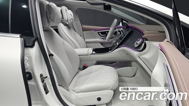 Mercedes-Benz EQE EQE350+