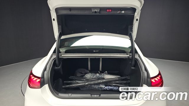 Mercedes-Benz EQE EQE350+