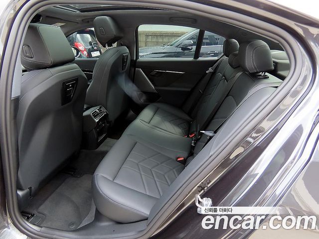 BMW 5-Series 520i