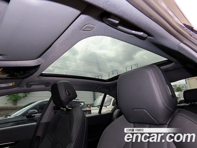 BMW 5-Series 520i