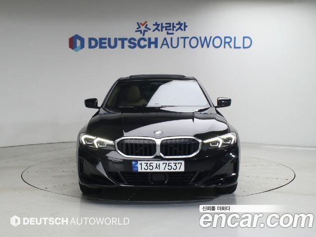 BMW 3-Series 320i