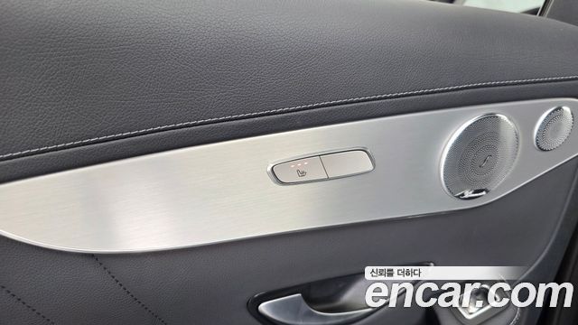 Mercedes-Benz GLC-Class GLC300 4MATIC AMG Line