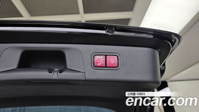 Mercedes-Benz GLC-Class GLC300 4MATIC AMG Line