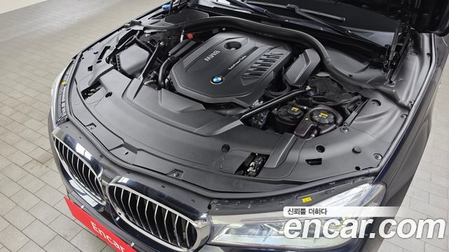 BMW 7-Series 740Li xDrive M Sport Package
