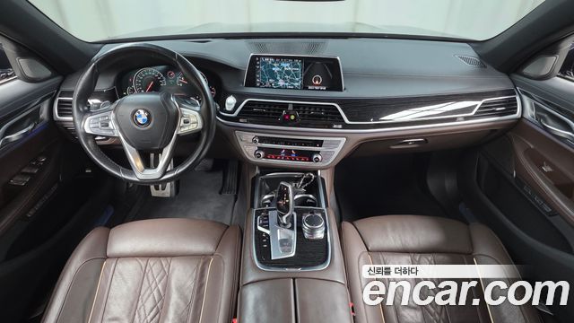 BMW 7-Series 740Li xDrive M Sport Package