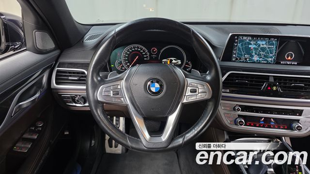BMW 7-Series 740Li xDrive M Sport Package