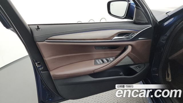 BMW 5-Series 530i M Sport Package