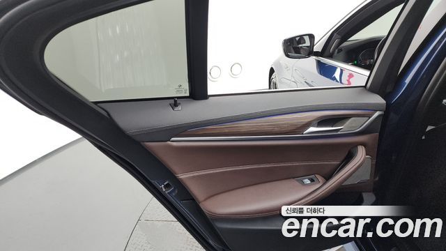 BMW 5-Series 530i M Sport Package