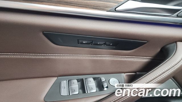 BMW 5-Series 530i M Sport Package