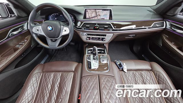 BMW 7-Series 745e iPerformance Design Pure Excellence
