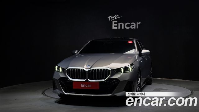 BMW 5-Series 530i xDrive M Sport