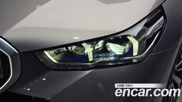BMW 5-Series 530i xDrive M Sport
