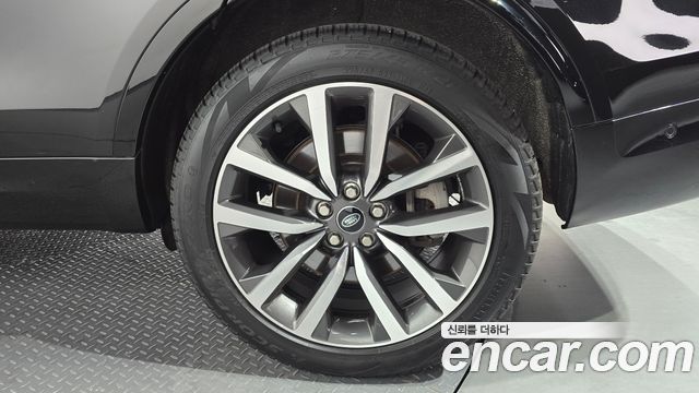 Land Rover Discovery P360 R-Dynamic SE
