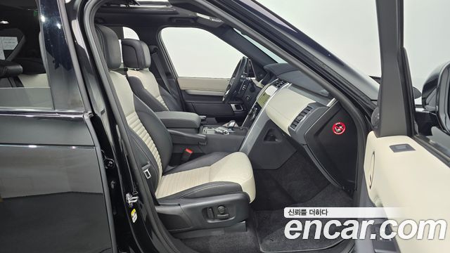 Land Rover Discovery P360 R-Dynamic SE