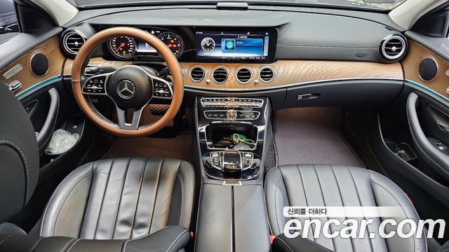 Mercedes-Benz E-Class E220d Exclusive