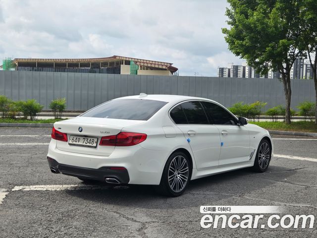 BMW 5-Series 530i xDrive M Sport Package Plus