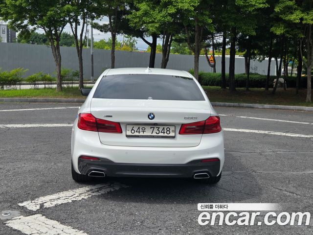 BMW 5-Series 530i xDrive M Sport Package Plus