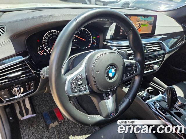 BMW 5-Series 530i xDrive M Sport Package Plus