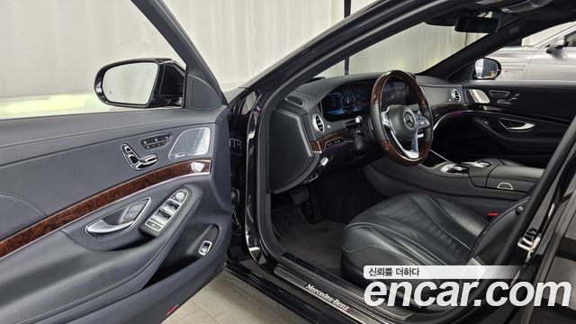 Mercedes-Benz S-Class S560L 4MATIC