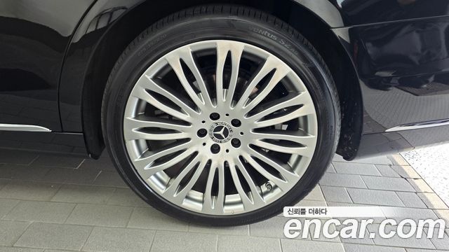 Mercedes-Benz S-Class S560L 4MATIC