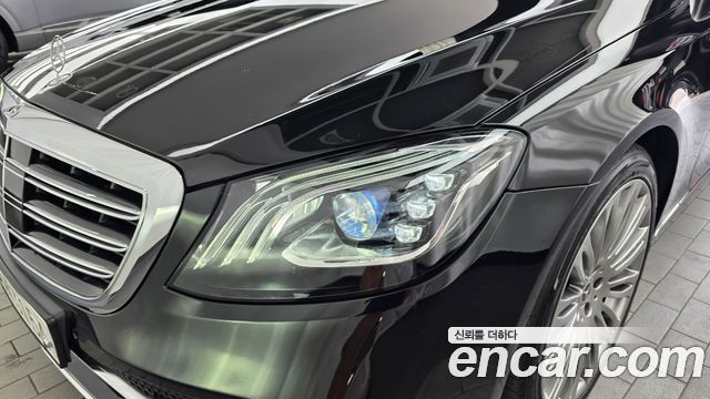 Mercedes-Benz S-Class S560L 4MATIC