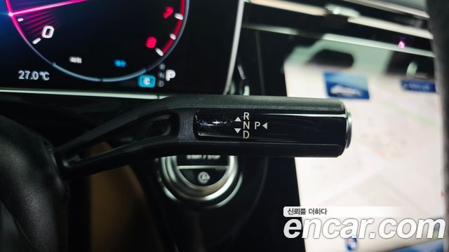 Mercedes-Benz E-Class E300 4MATIC AMG Line