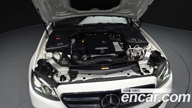 Mercedes-Benz E-Class E250 Avantgarde