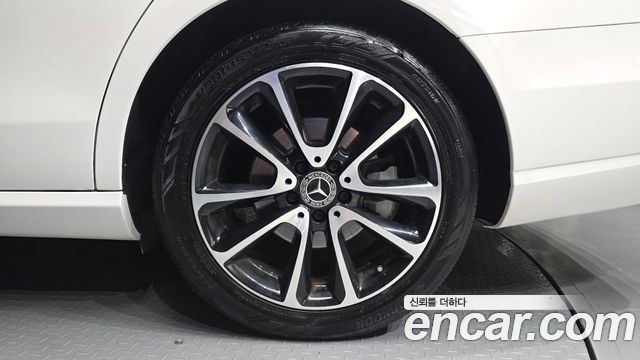 Mercedes-Benz E-Class E250 Avantgarde