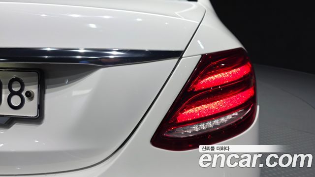 Mercedes-Benz E-Class E250 Avantgarde