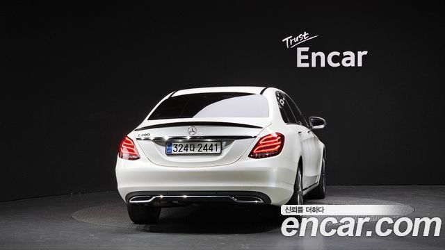 Mercedes-Benz C-Class C200 Avantgarde